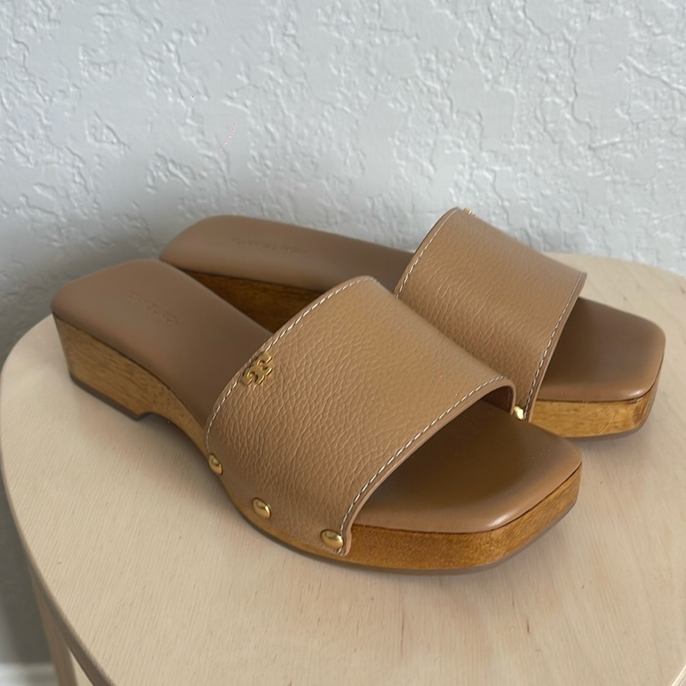 Tory Burch Tan Wood Clog Slide Open Toe 6